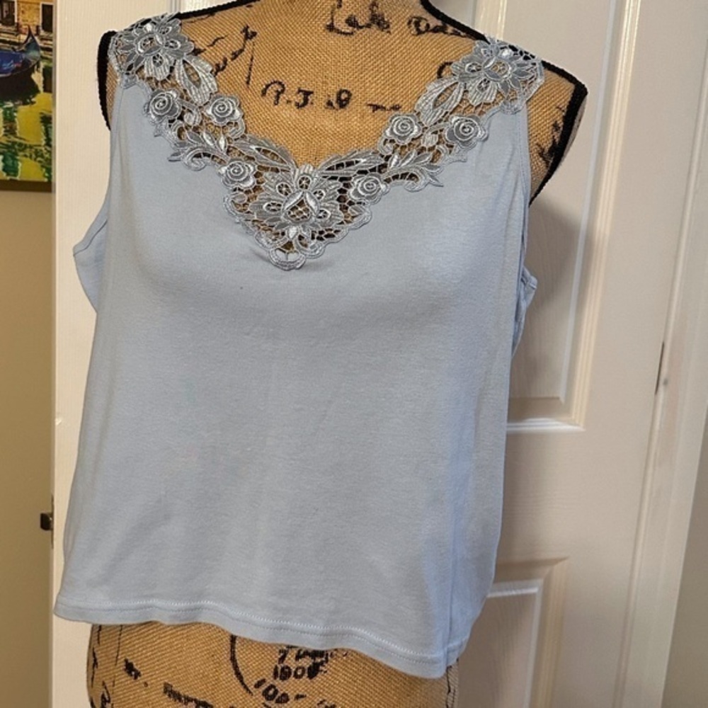 Women Emma James V Neck Lace Sleeveless Tank Top.Size PXL